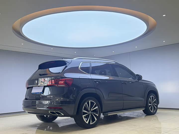 Фото 7 - Volkswagen Tharu