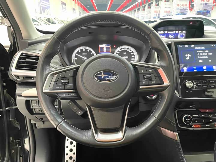 Фото 4 - Subaru Forester