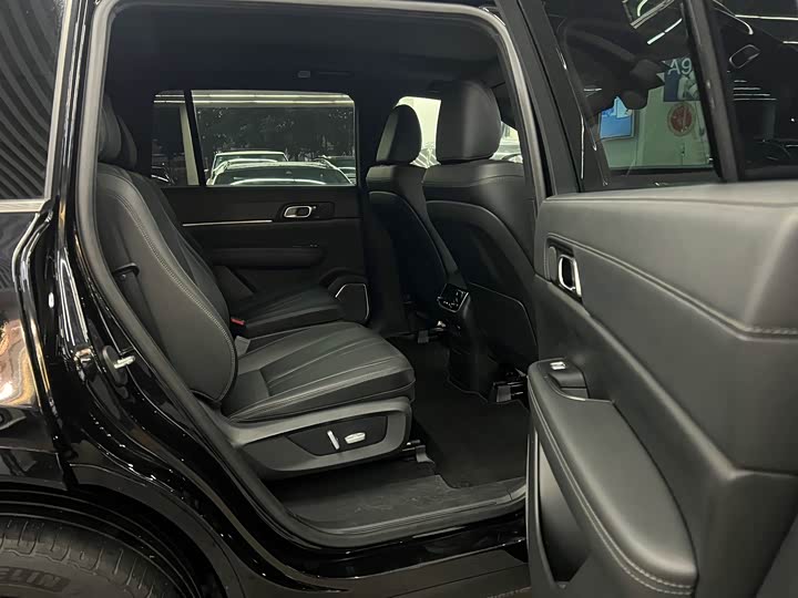 Фото 6 - LiXiang One