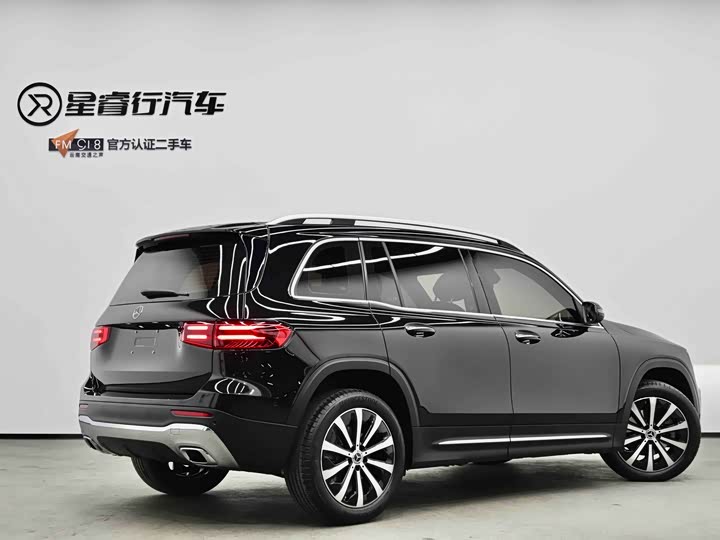 Фото 7 - Mercedes-Benz GLB-Class