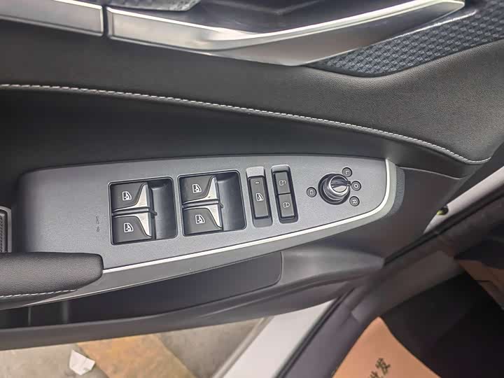 Фото 6 - Changan CS75 Plus