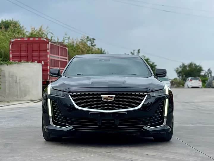 Фото 2 - Cadillac CT5
