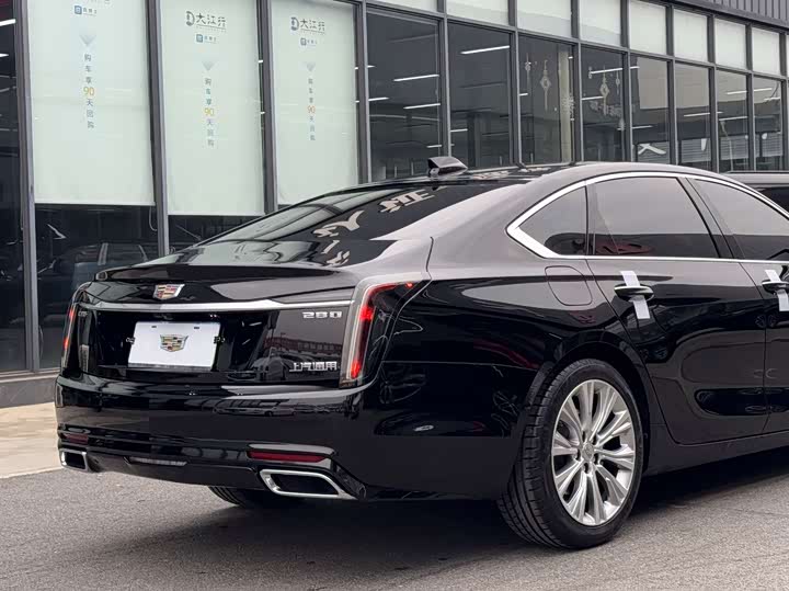 Фото 9 - Cadillac CT6