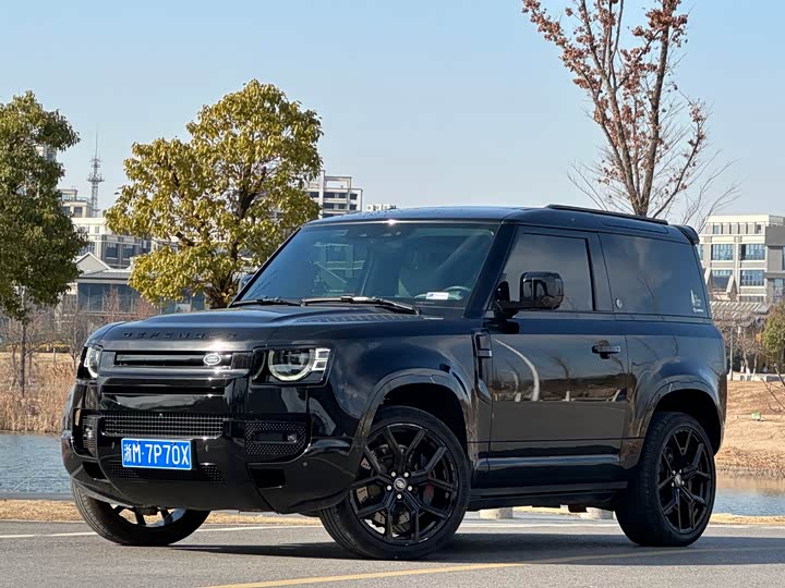 Фото 1 - Land Rover Defender