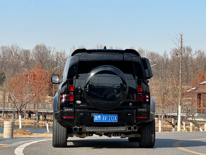 Фото 4 - Land Rover Defender