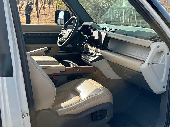 Фото 7 - Land Rover Defender