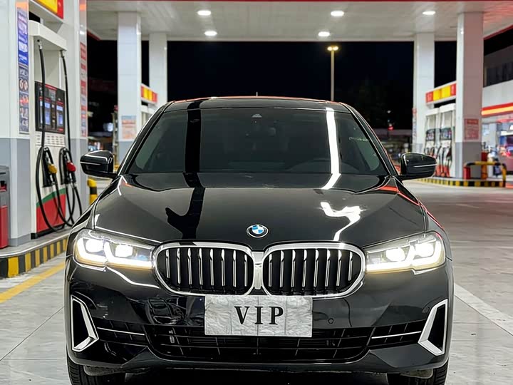 Фото 2 - BMW 5 Series