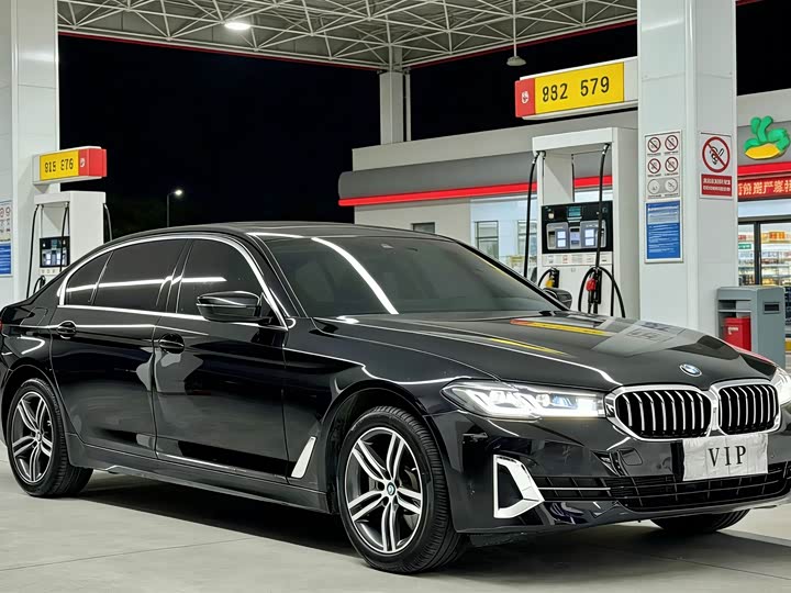 Фото 3 - BMW 5 Series