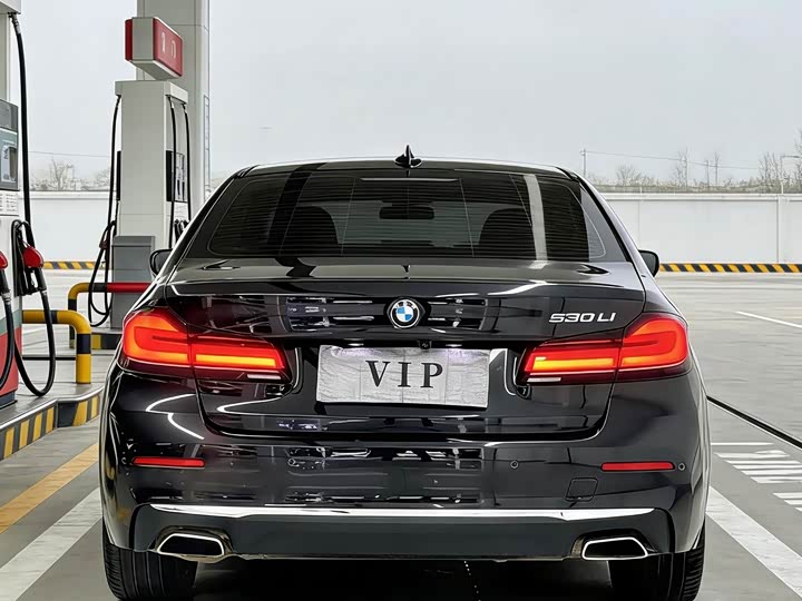 Фото 7 - BMW 5 Series