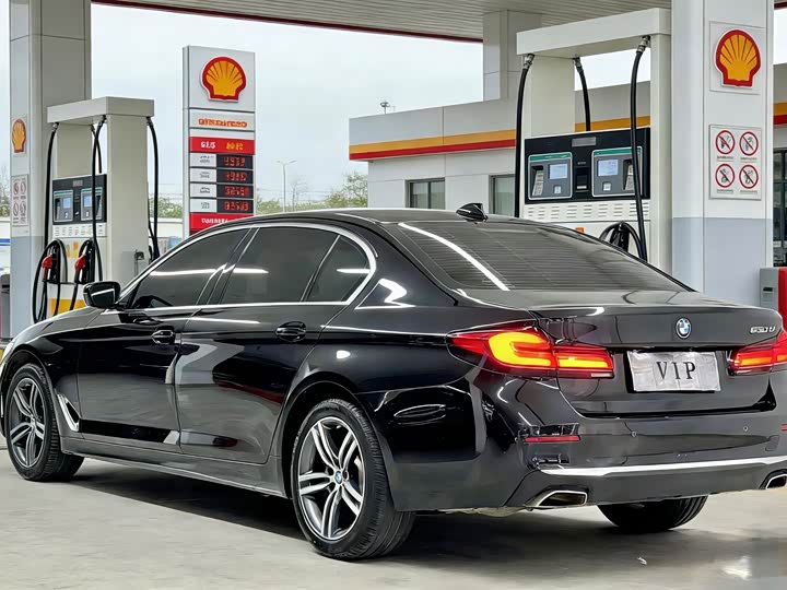 Фото 8 - BMW 5 Series