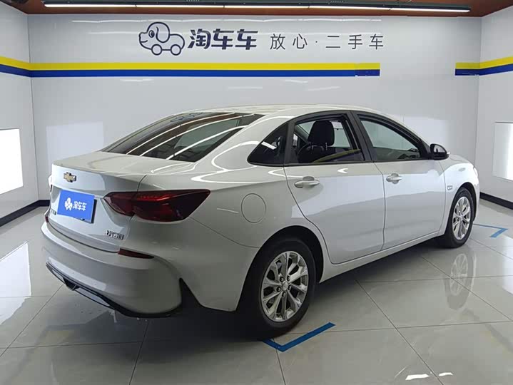 Фото 3 - Chevrolet Monza