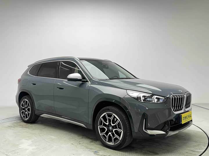 Фото 3 - BMW X1