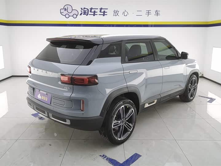 Фото 3 - Geely Icon