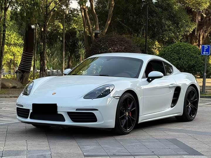 Фото 1 - Porsche 718