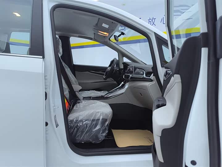 Фото 8 - Maxus G50