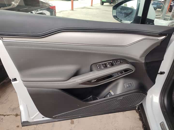 Фото 6 - BYD Song L