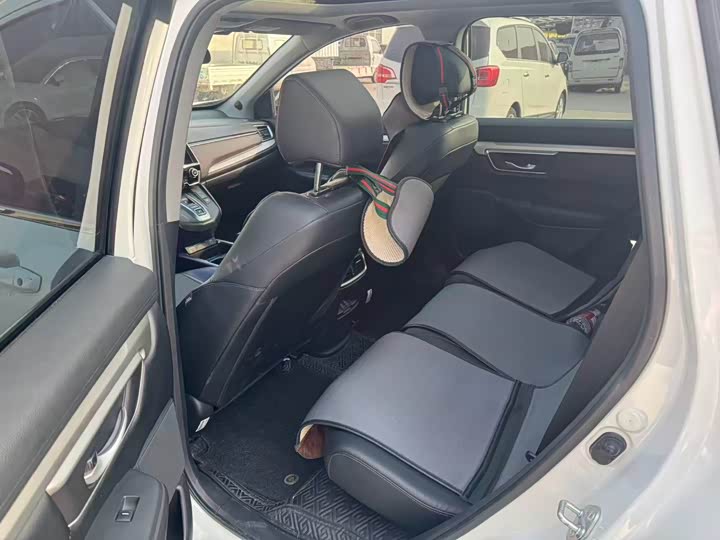 Фото 7 - Honda CR-V