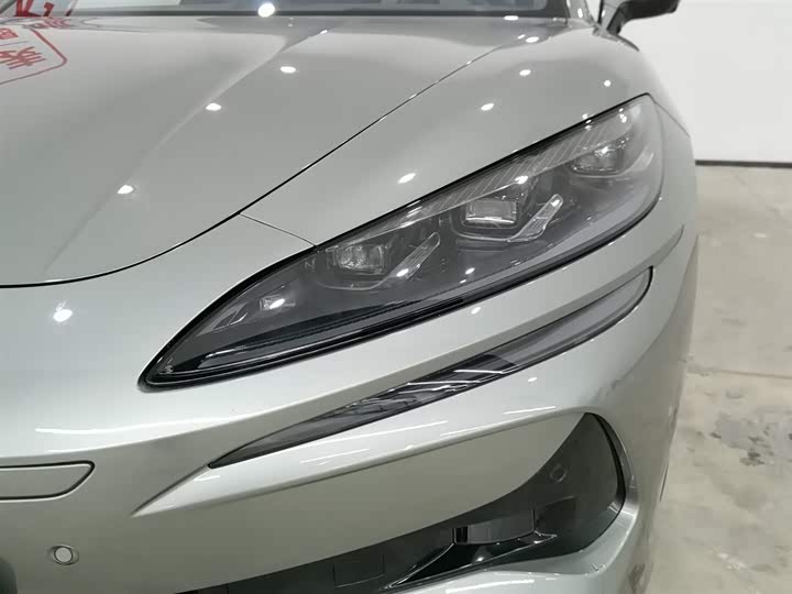 Фото 7 - Denza Z9GT