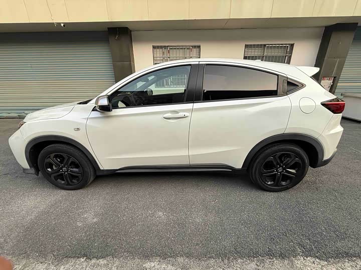 Фото 8 - Honda XR-V