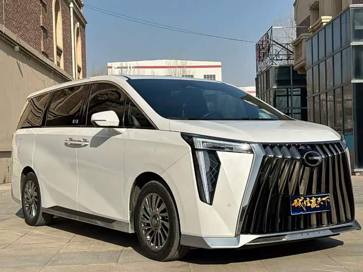 Фото 3 - GAC Trumpchi M8