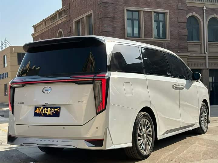 Фото 7 - GAC Trumpchi M8