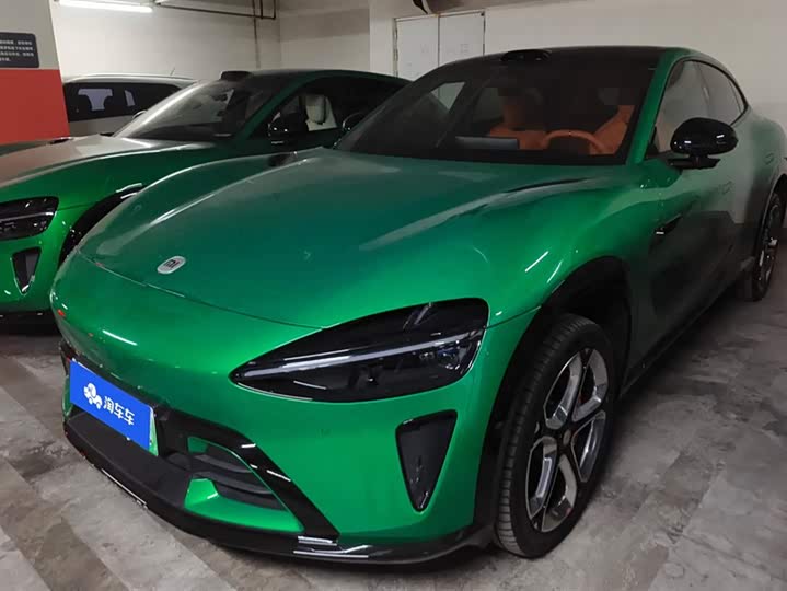 Фото 1 - Xiaomi YU7