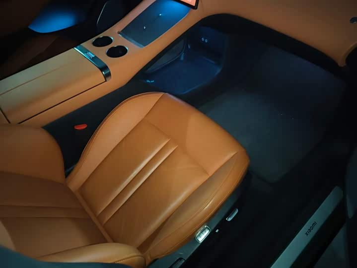 Фото 8 - Xiaomi YU7