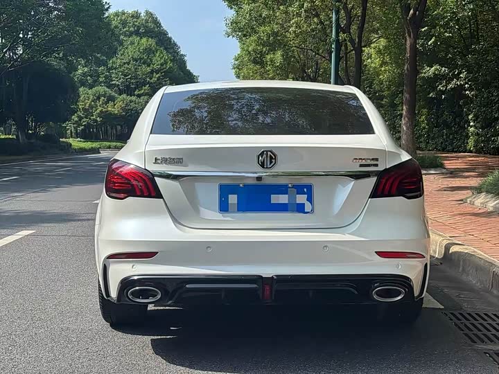 Фото 8 - MG Motor 6