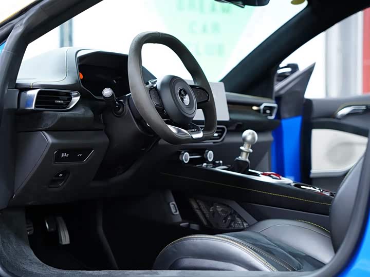 Фото 5 - Lotus Emira