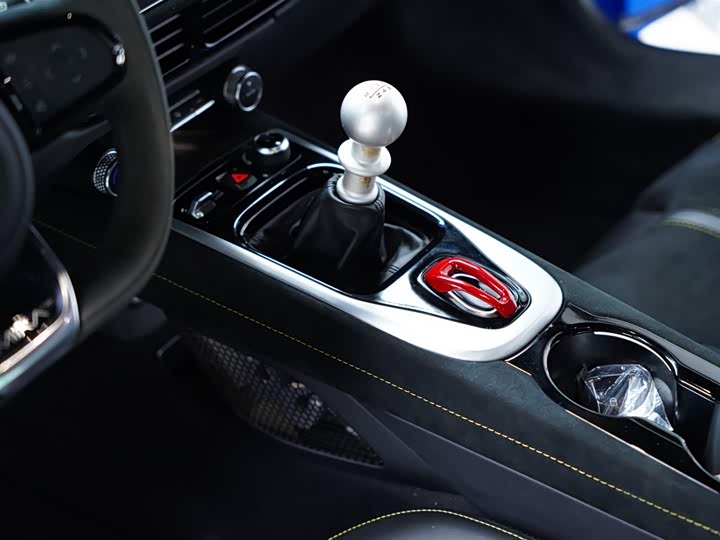 Фото 9 - Lotus Emira