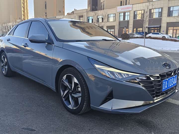 Фото 2 - Hyundai Elantra N line