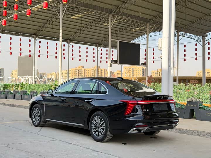 Фото 6 - Hongqi H5