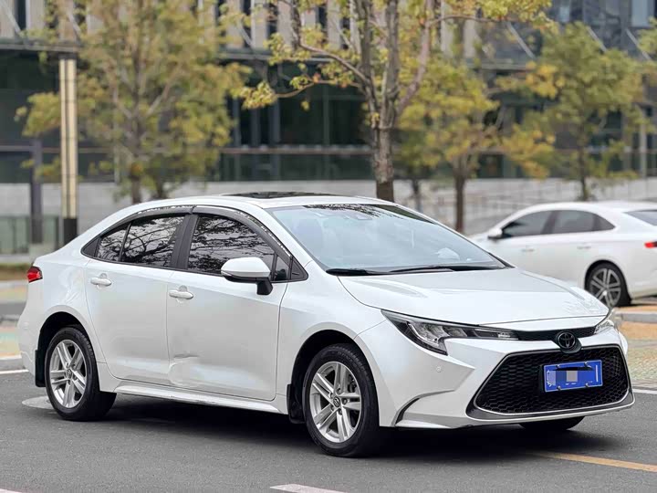 Фото 3 - Toyota Levin