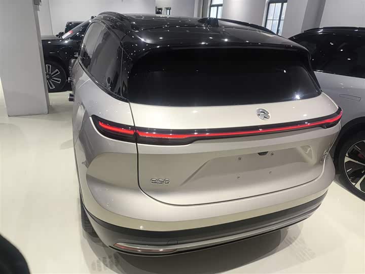 Фото 6 - Nio ES6