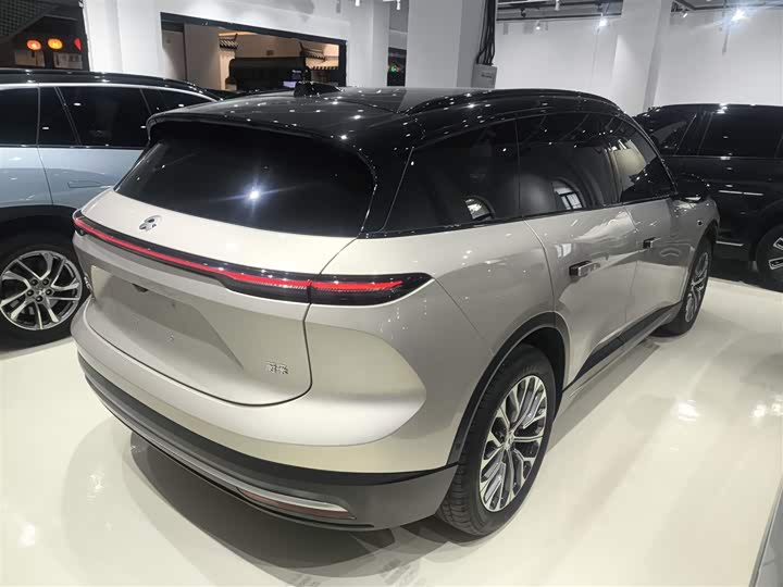 Фото 7 - Nio ES6