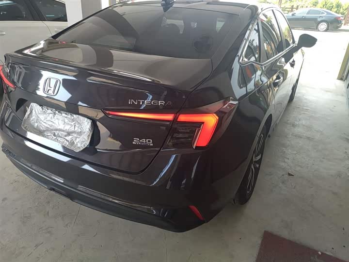 Фото 7 - Honda Integra