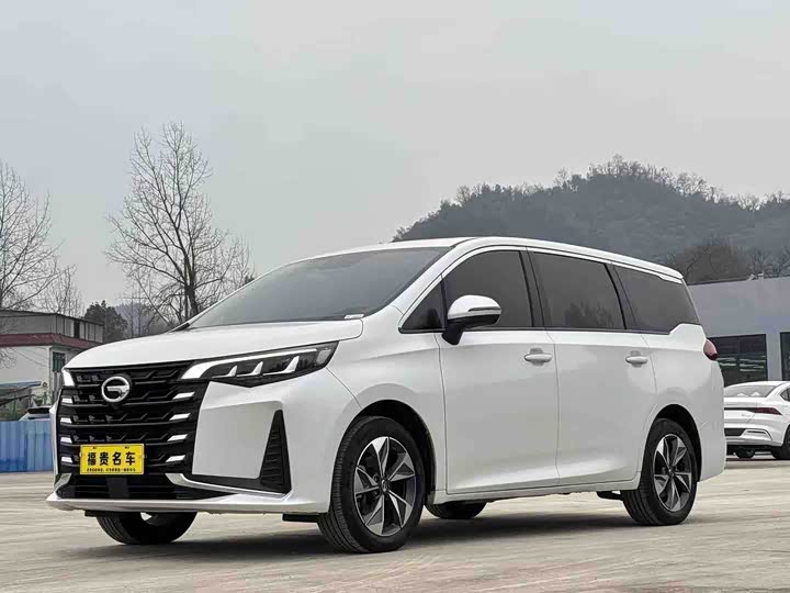 Фото 1 - GAC Trumpchi M6