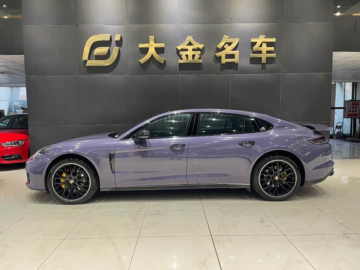 Фото 2 - Porsche Panamera