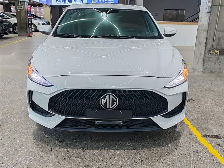 Фото 2 - MG Motor 5