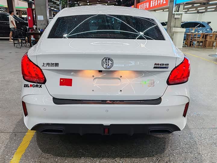 Фото 8 - MG Motor 5