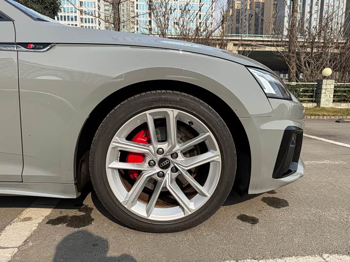 Фото 9 - Audi A5