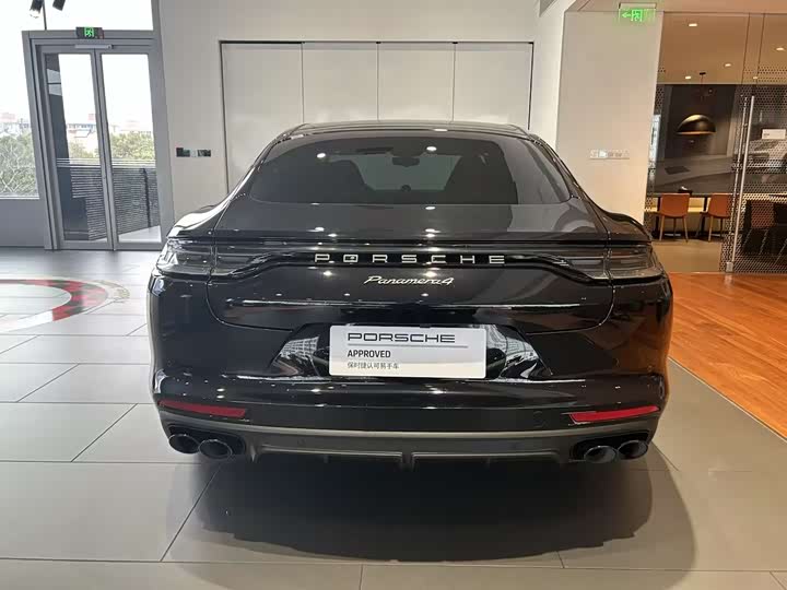 Фото 5 - Porsche Panamera