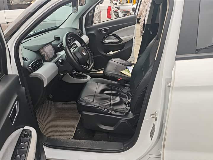 Фото 9 - Leapmotor T03