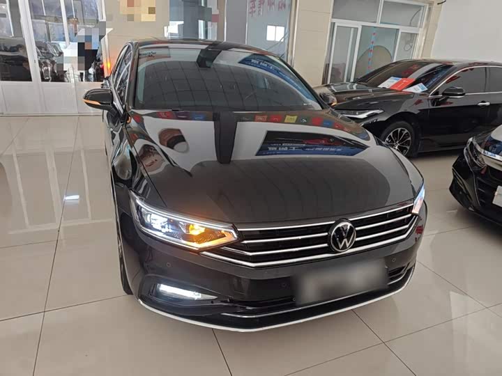 Фото 3 - Volkswagen Magotan