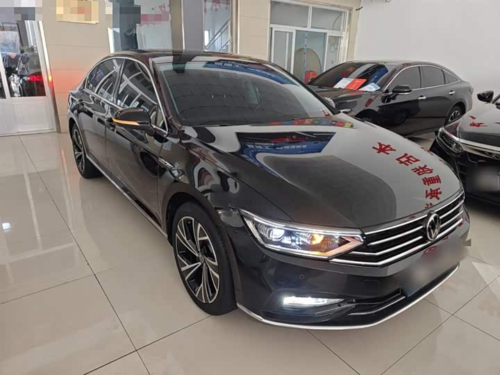 Фото 4 - Volkswagen Magotan