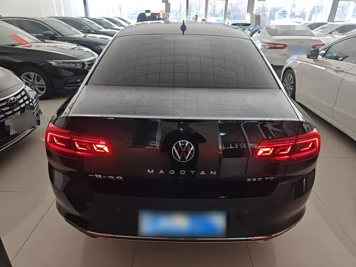 Фото 6 - Volkswagen Magotan