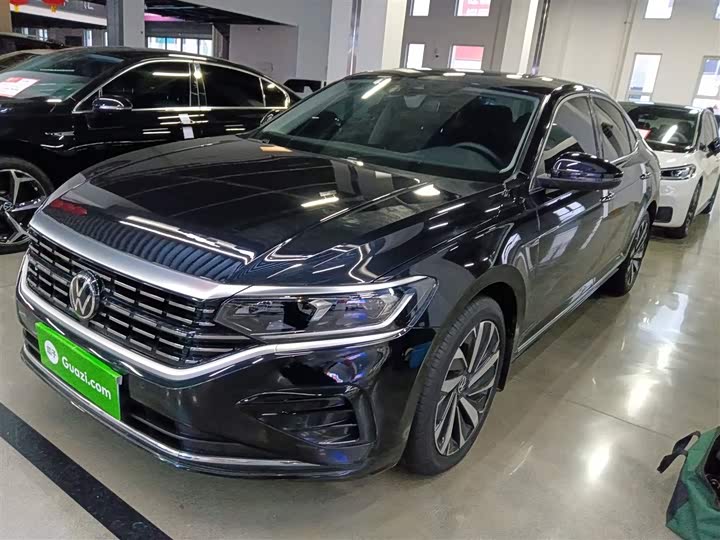 Фото 2 - Volkswagen Passat