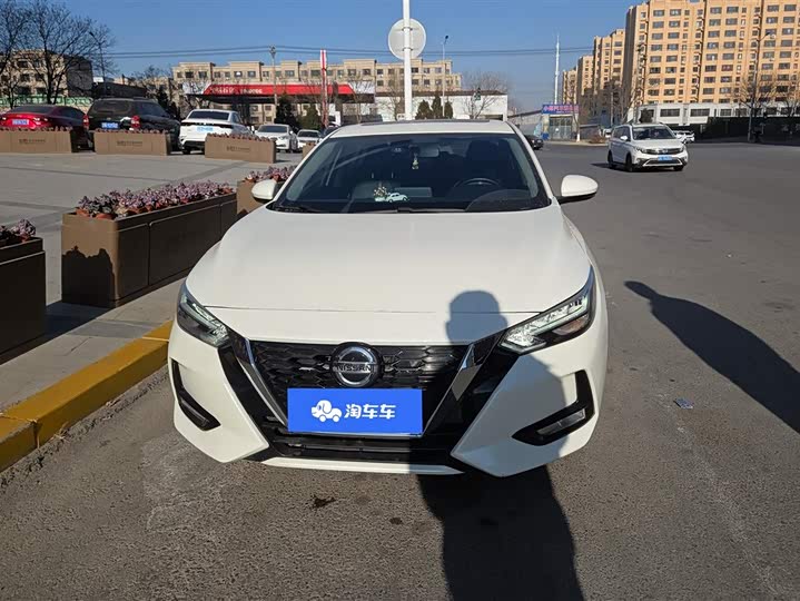 Фото 2 - Nissan Sylphy
