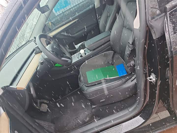 Фото 8 - Tesla Model Y