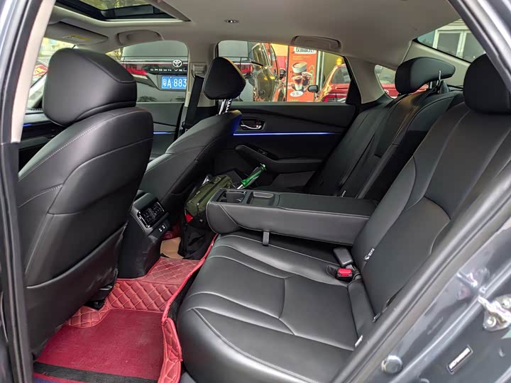 Фото 5 - Honda Accord